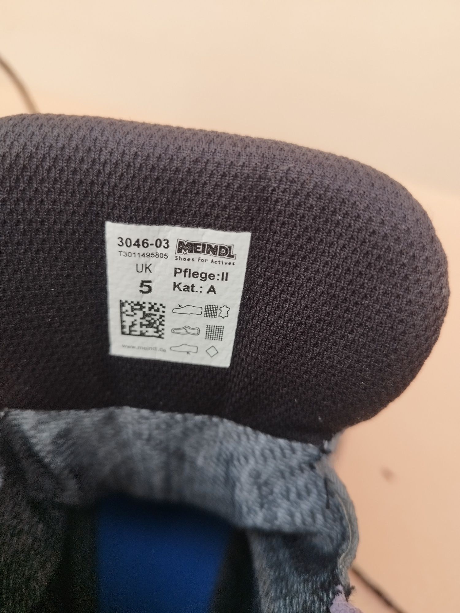Bocanci drumeție/ munte/ trekking Meindl Kapstadt GTX, Vibram, 38-39