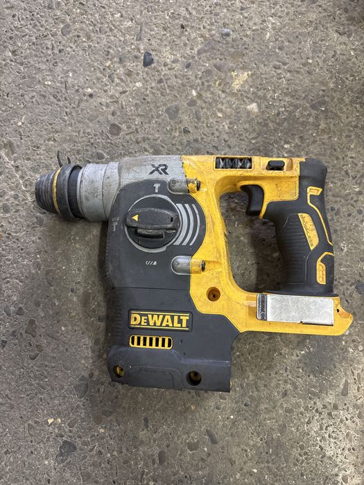 Rotopercutor Dewalt dch273