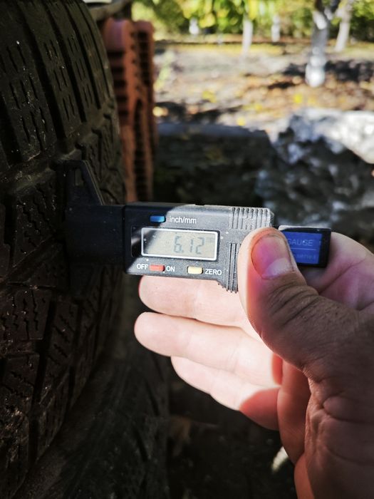 Зимни гуми Continental 225 55 17