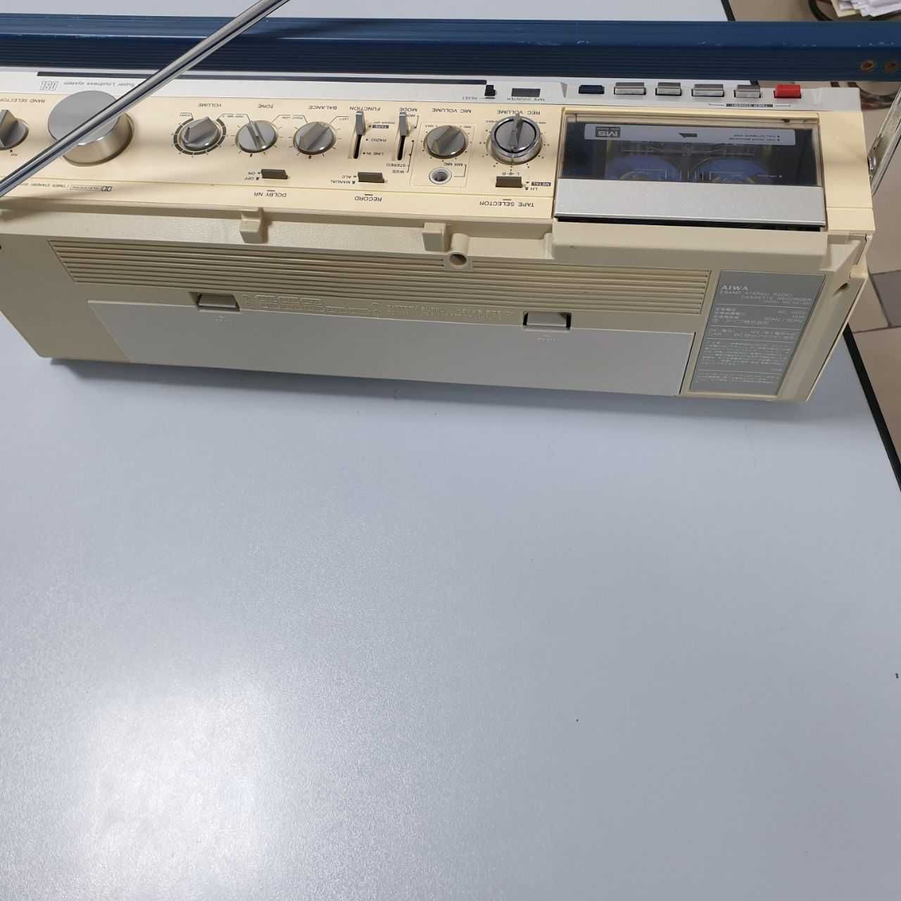 Продается кассетная дека AIWA CS-J50