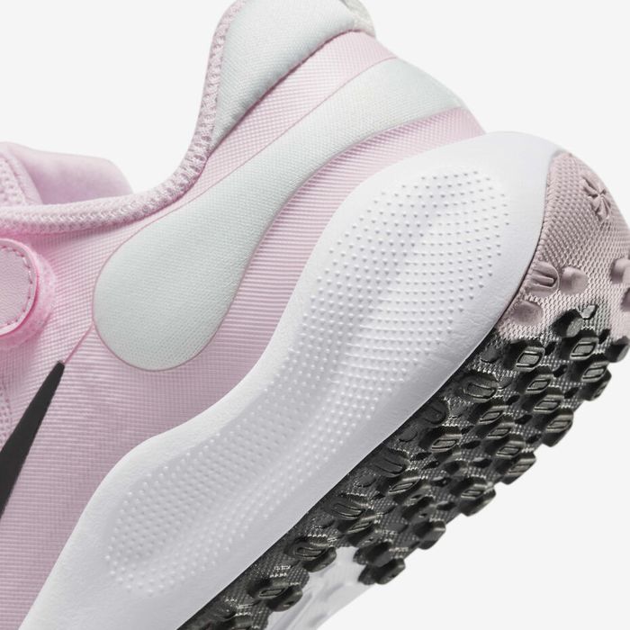 Nike Revolution 7 Younger Kids Shoes Найк детски маратонки момиче