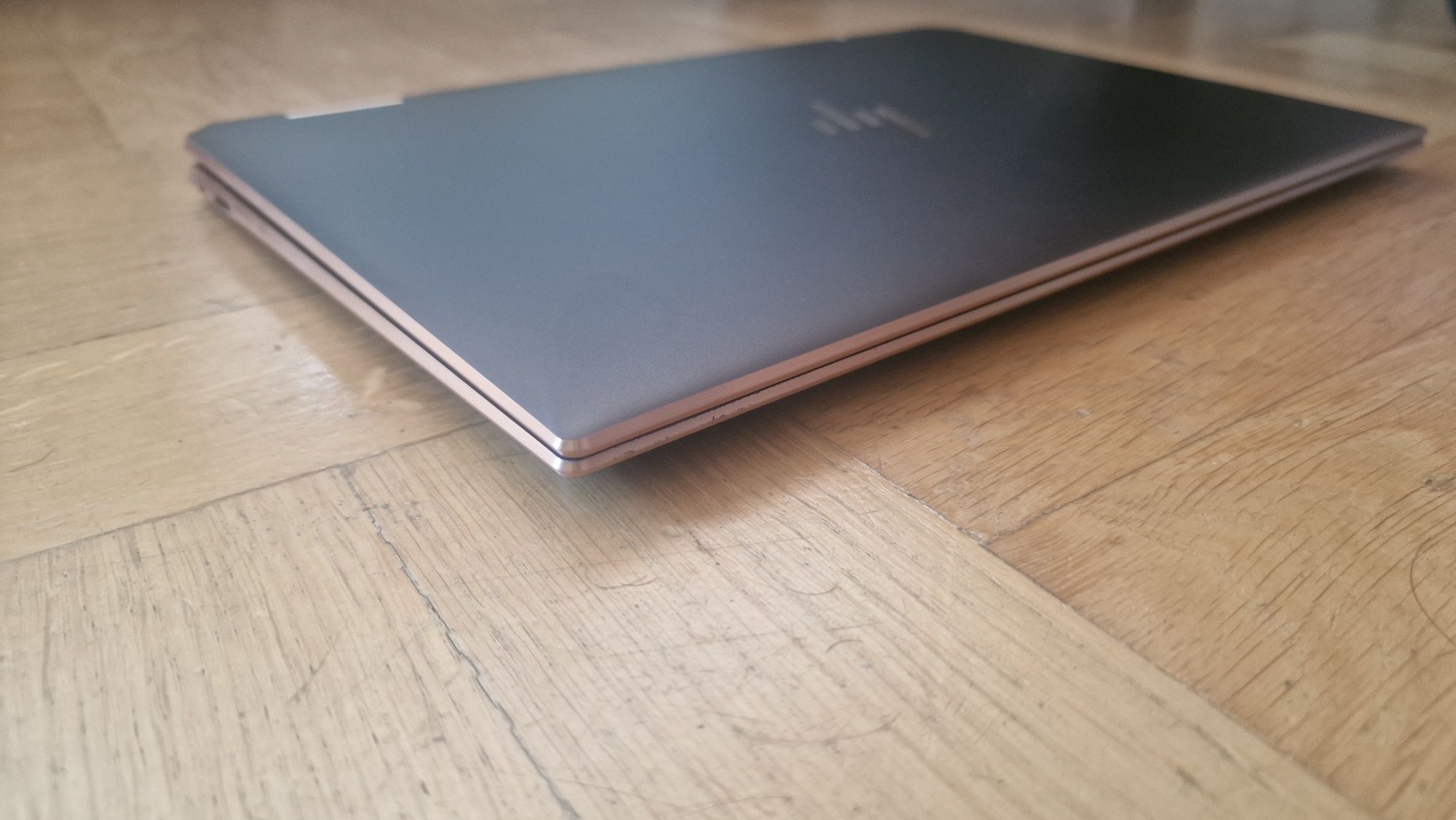 Hp Spectre x360 13.3" 4K touch UHD 1TB ssd i7-1065G7 16GB RAM