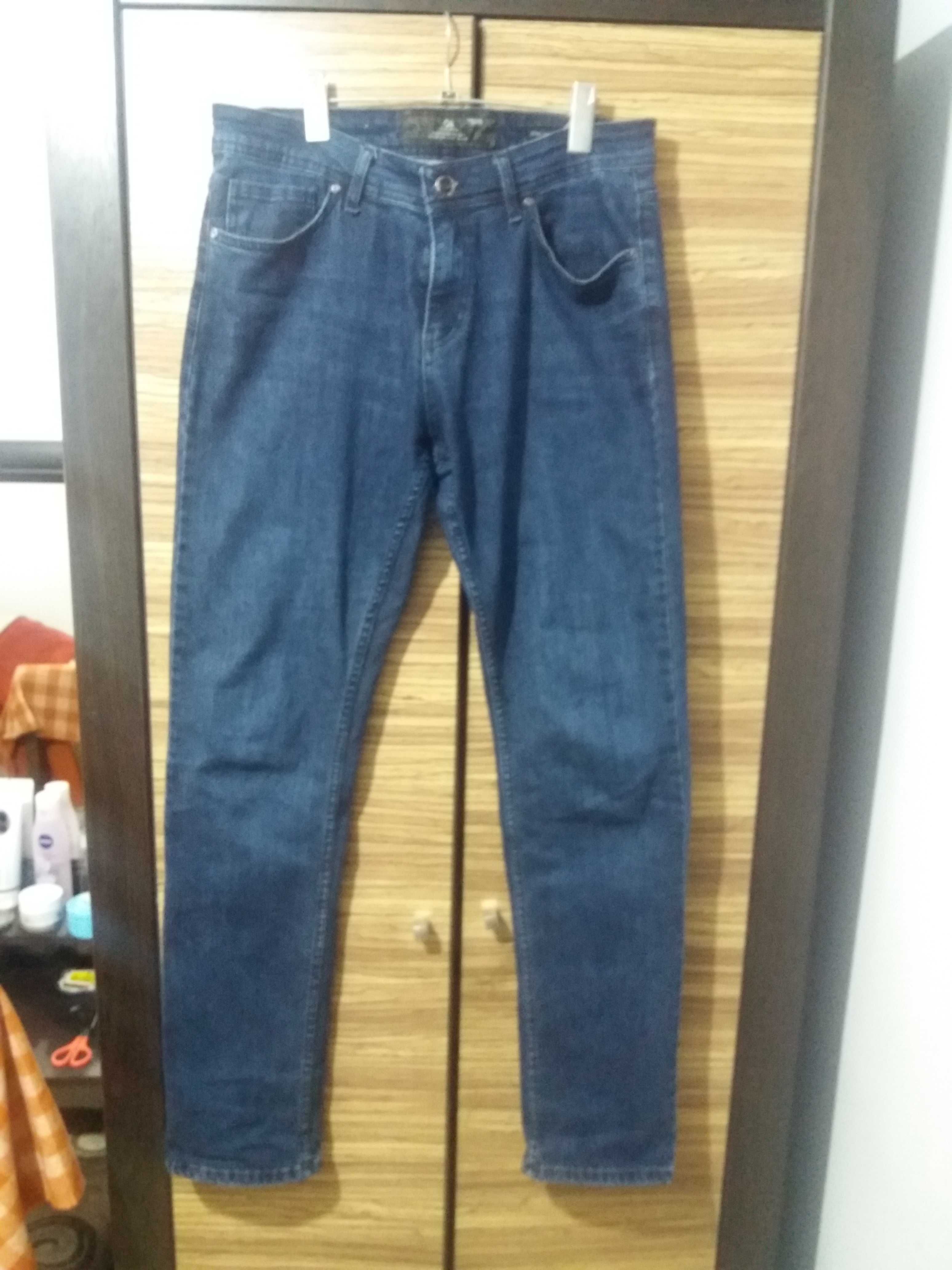 Мужские джинсы размер 32-33  L