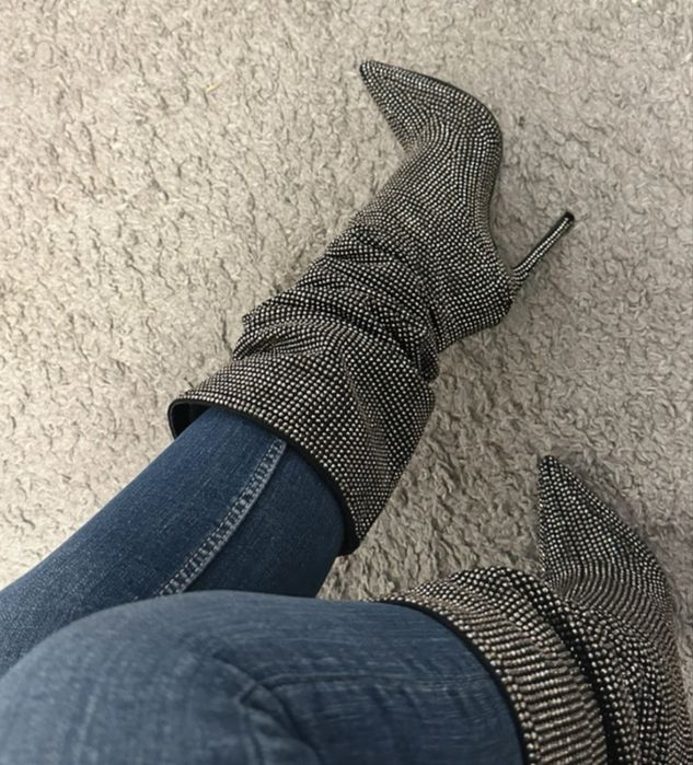 Cizme, full pietre, marimea 37, noi.