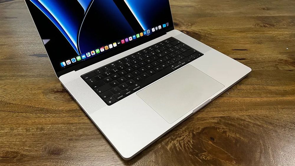 Macbook pro 16 inch m1 pro