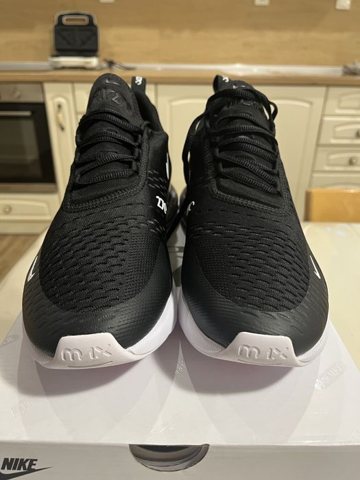 Маратонки Nike Air Max 270 размер 46