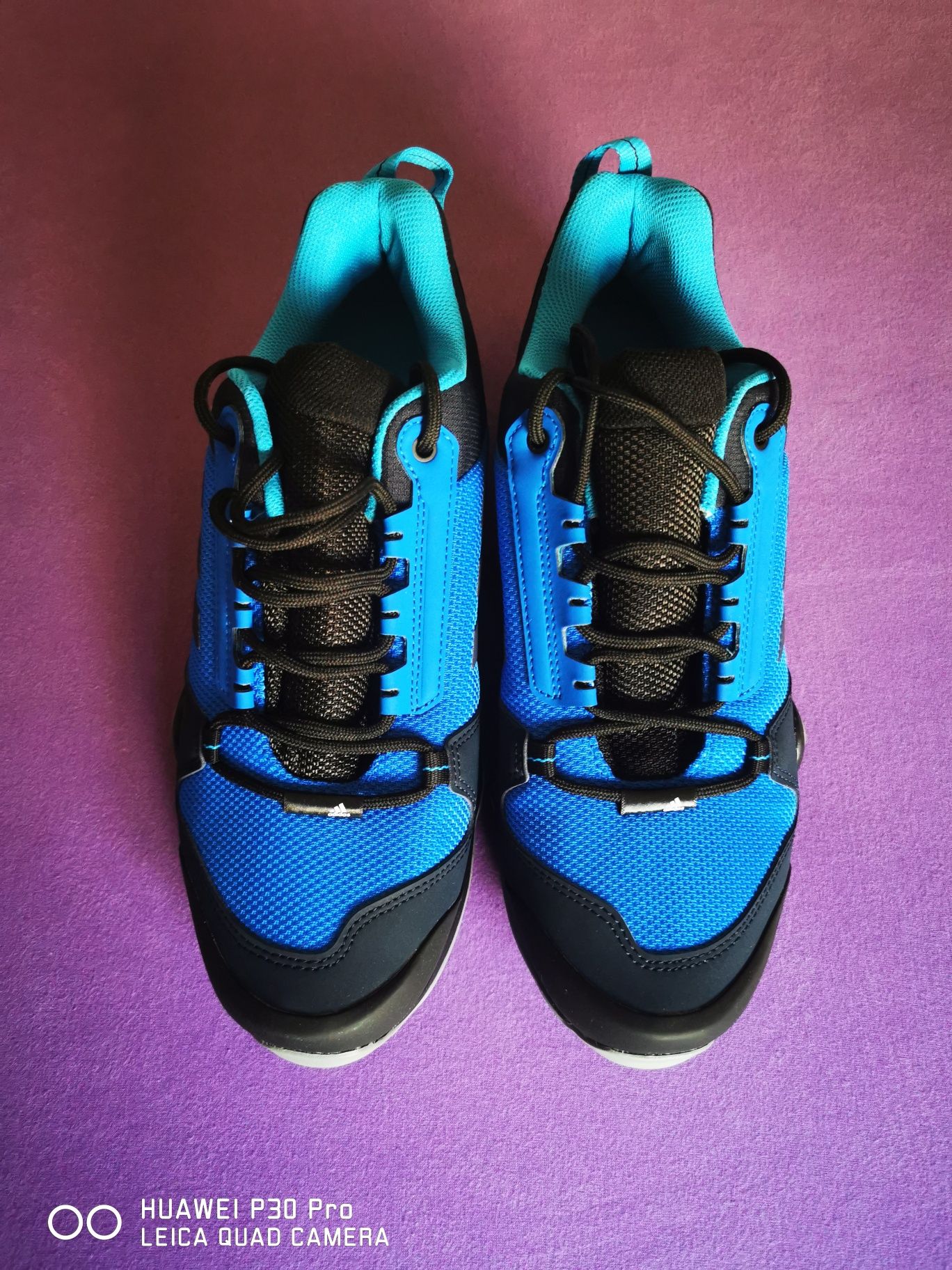 Мъжки маратонки Adidas Terrex, номер 43,5, чисто нови!