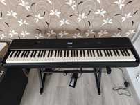 Pian digital Yamaha P525