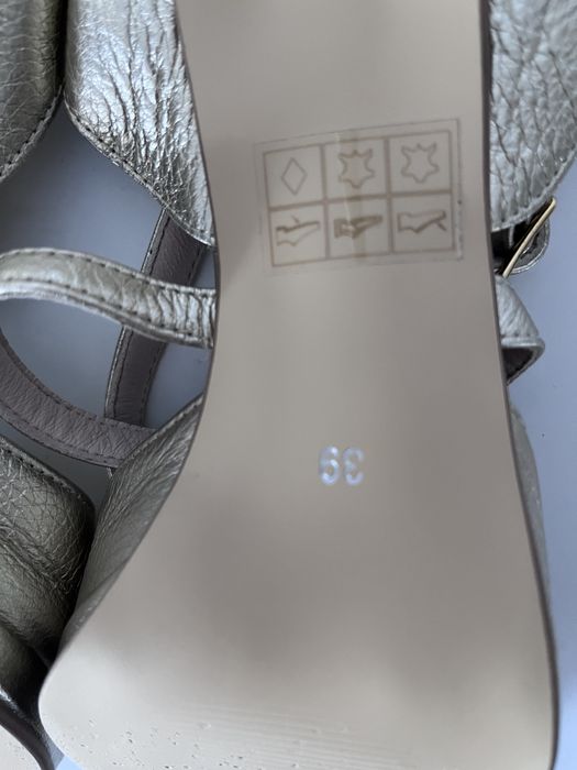Sandale elegante cu toc, aurii Vanilla nr 39