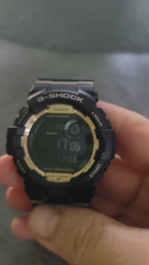 Vand ceas Ceas dama Casio G-Shock GMD-B800-1ER Bluetooth Step Tracker