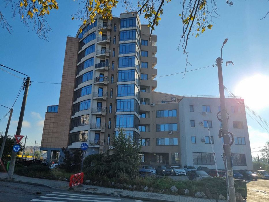 Apartament cu 2 camere Pacurari, 100 mp