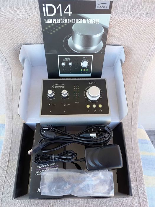 Звукова карта Audient iD14 MKI