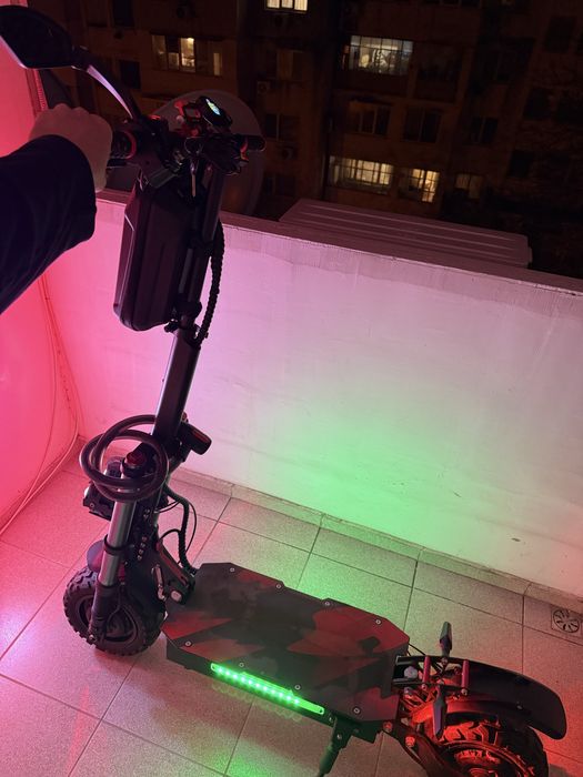 Boyueda S3-11 електрически скутер Scooter 6000W като нов