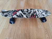 Skateboard de vanzare