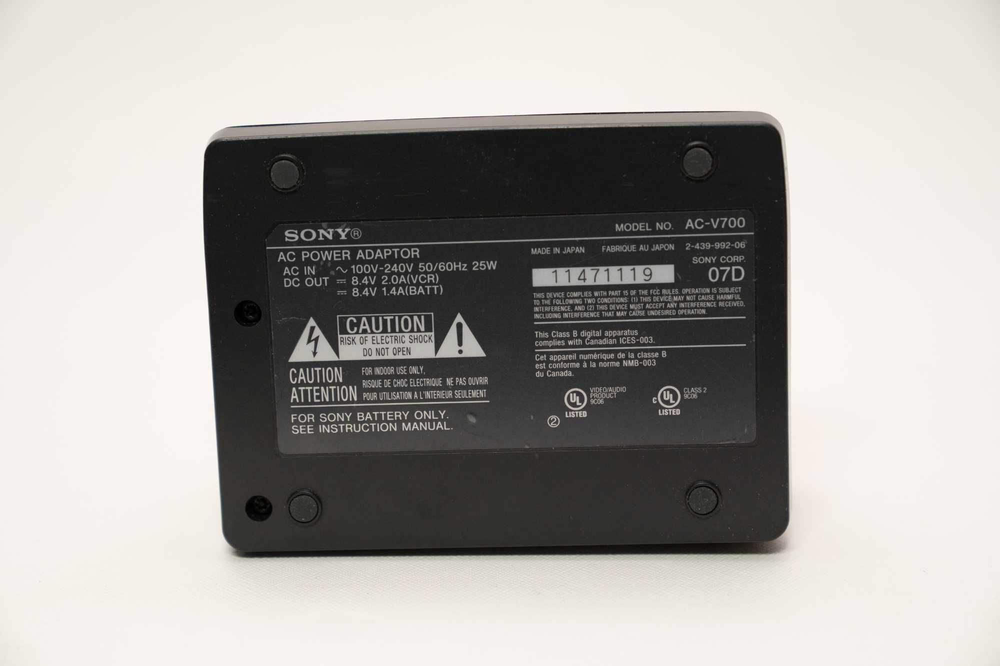 Incarcator original Sony ac-V700