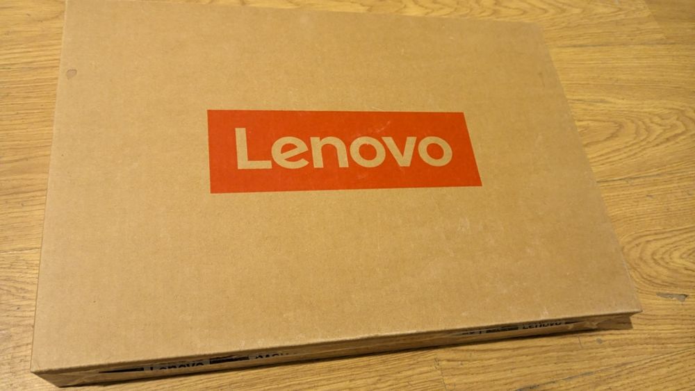 Лаптоп Lenovo IdeaPad Slim 3 Оставаща Гаранция до 2026 г