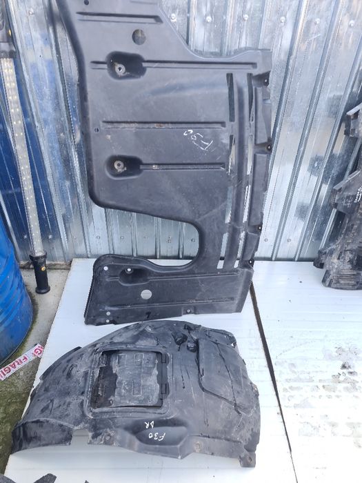 Carenaj dreapta fata,scut motor Bmw seria 3, f30