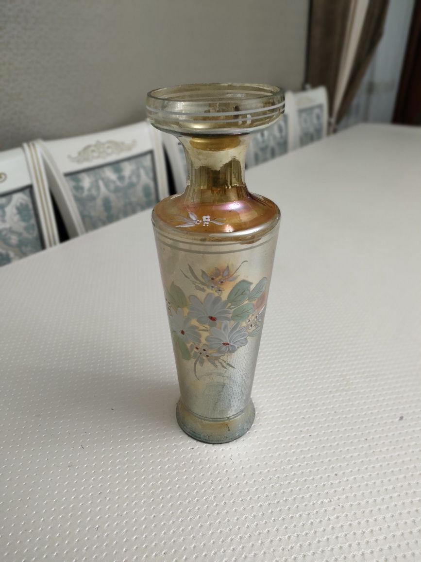 Продам вазу из стекла, Советского времени(для любителей ратитета)