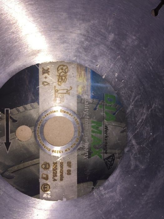 Panza Disc Tăiere Asfalt Dia-MAX 300x25,4 BF 68