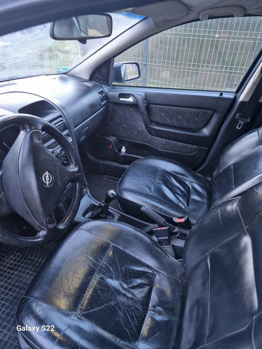Vand sau schimb Opel astra g 1.6