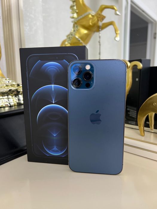Продам iPhone 12 Pro