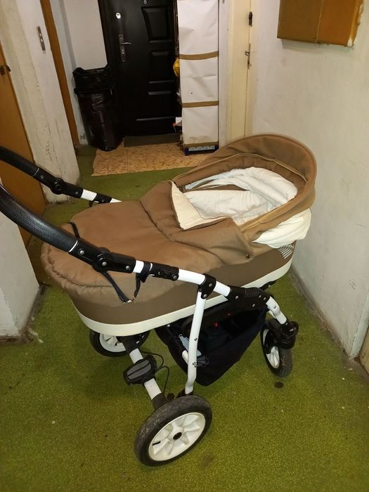 Детска количка 2в1 и бебешко корито Мони