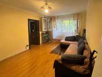 Vand apartament cu 3 camere in Velenta etajul 1