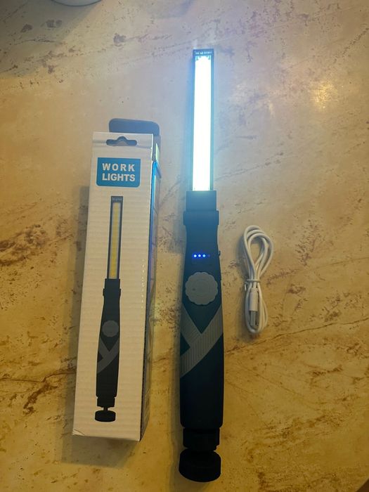 Lanterna cu led,cu magnet