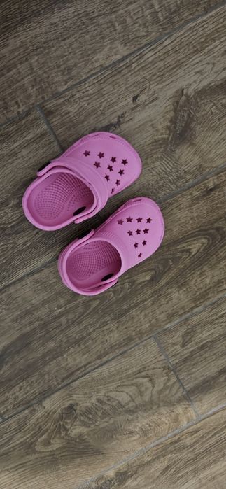 Black FRIDAY / Бебешки кроксове за баня 20-21