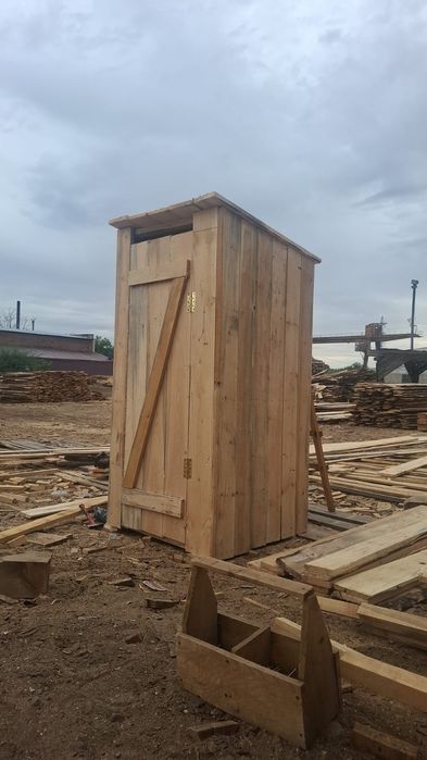 Продам туалеты уличные с доставкой