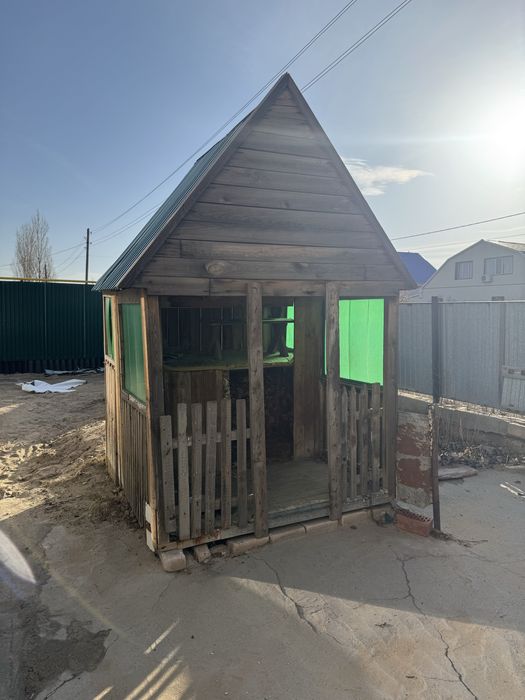 Продам собачьи домик