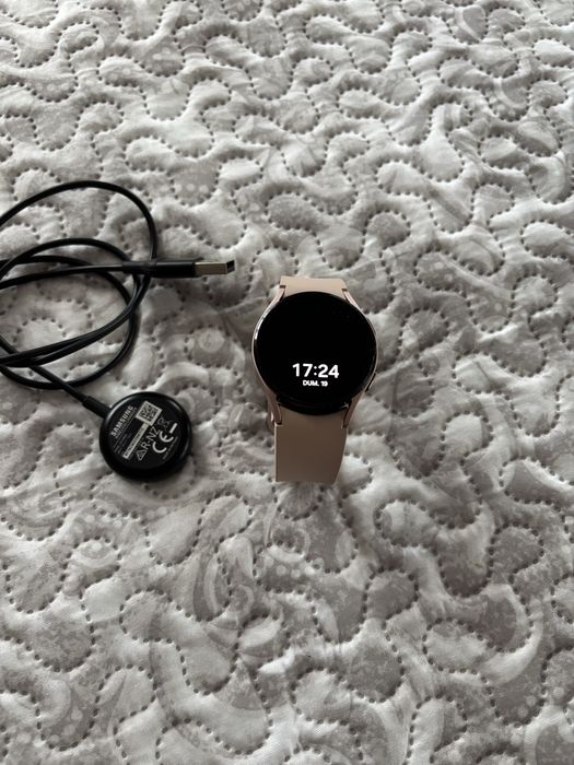 Samsung Watch 4