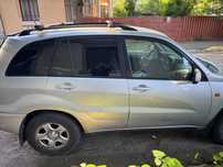 Vând Rav 4 avariat
