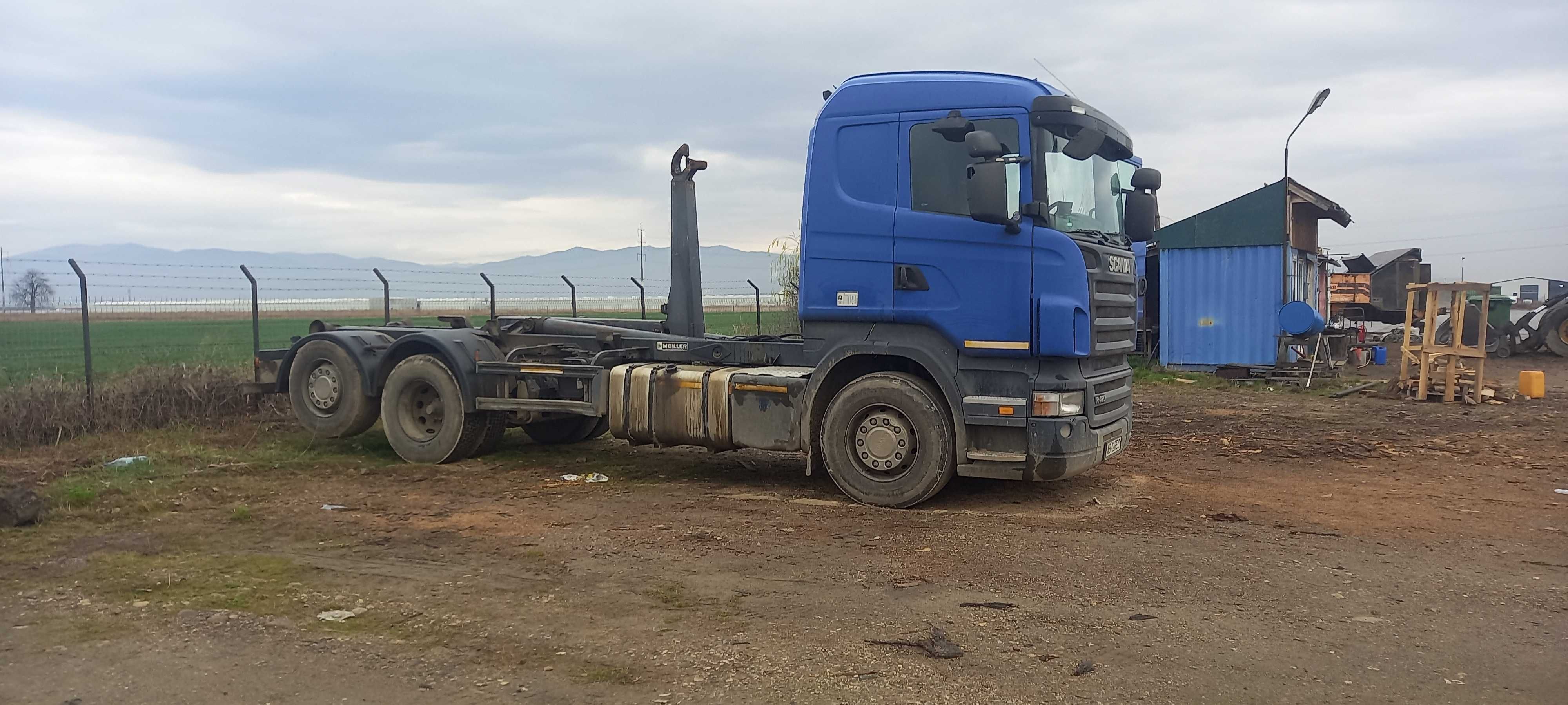 Camion transport container Scania R420