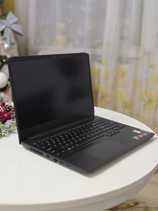 Laptop Gaming Lenovo IdeaPad 3, AMD Ryzen™ 5, 16GB, 512GB, IPS, 144Hz