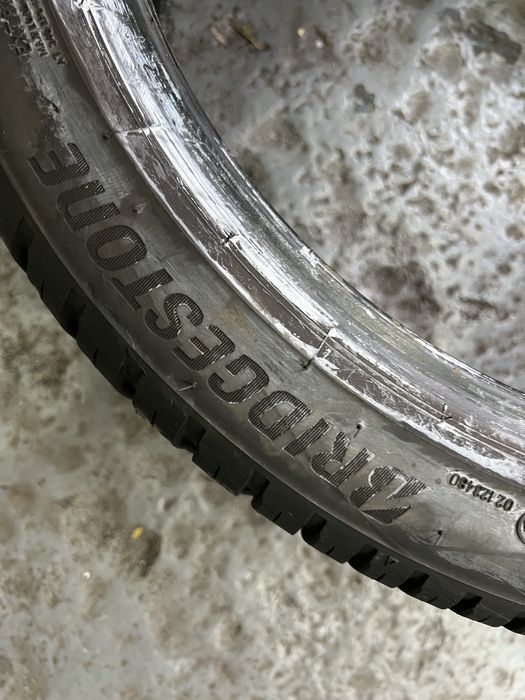 235 40 19 bridgestone all season dot 2021