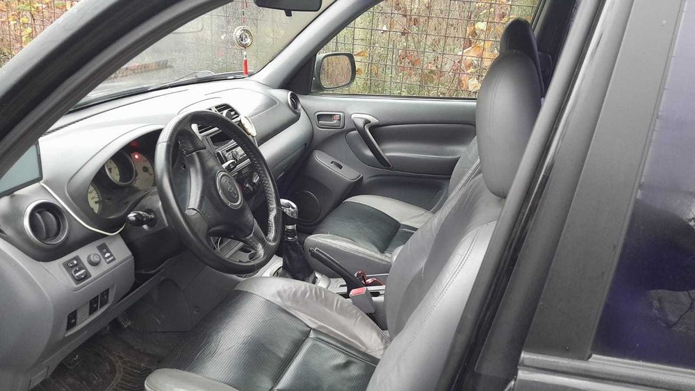 Toyota Rav 4 - Super mașină