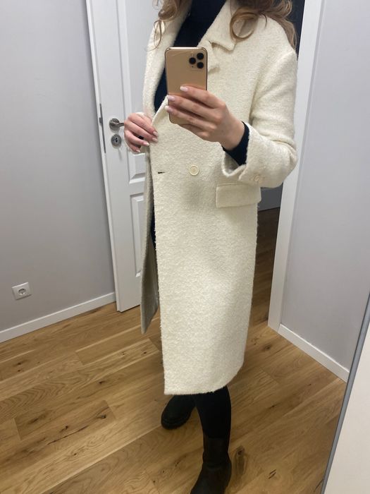 Palton Zara xs material boucle cream