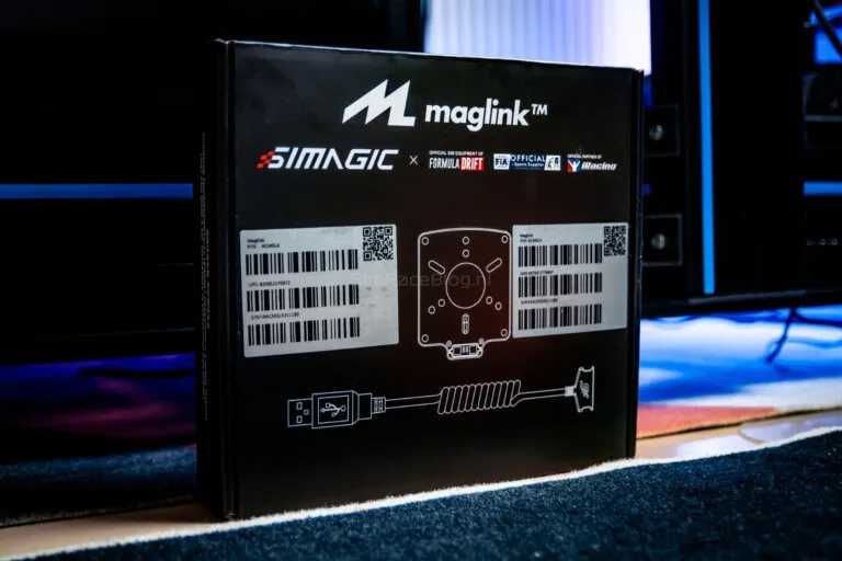 Simagic GT Neo + Maglink