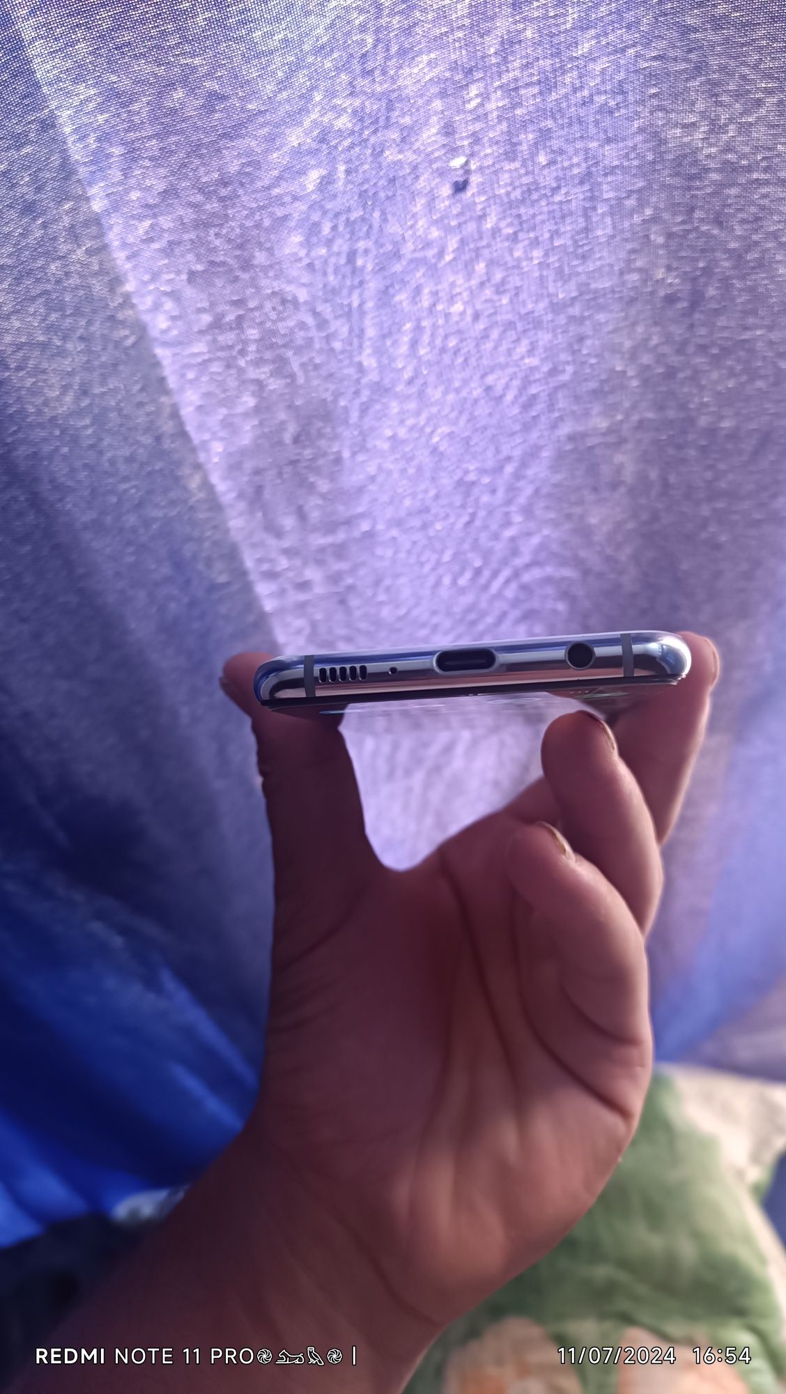 Samsung      S10e