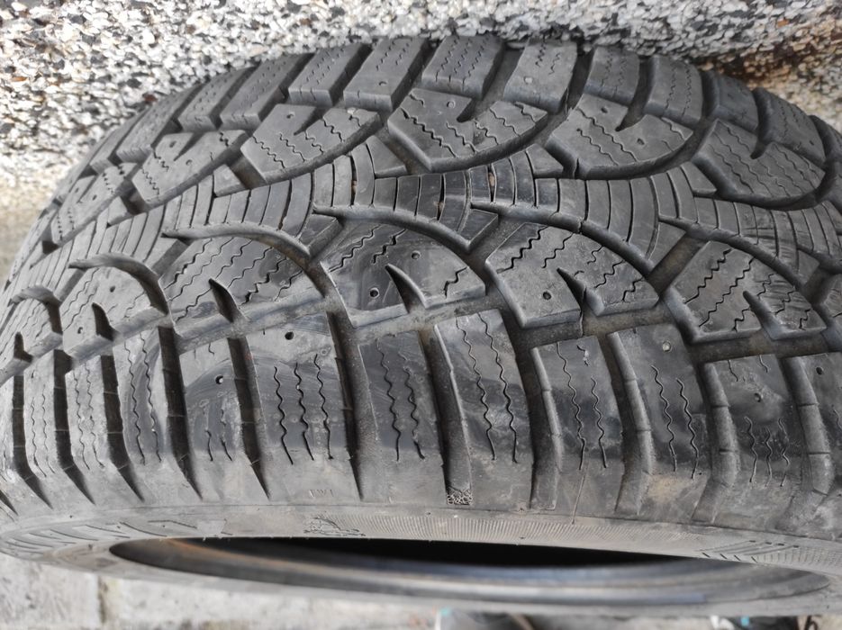 Гуми зимни SUNNY 16"