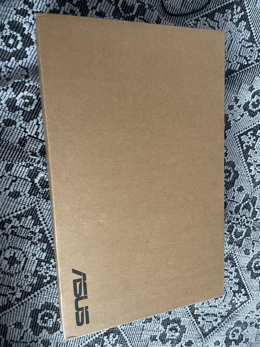 Лаптоп ASUS W202N