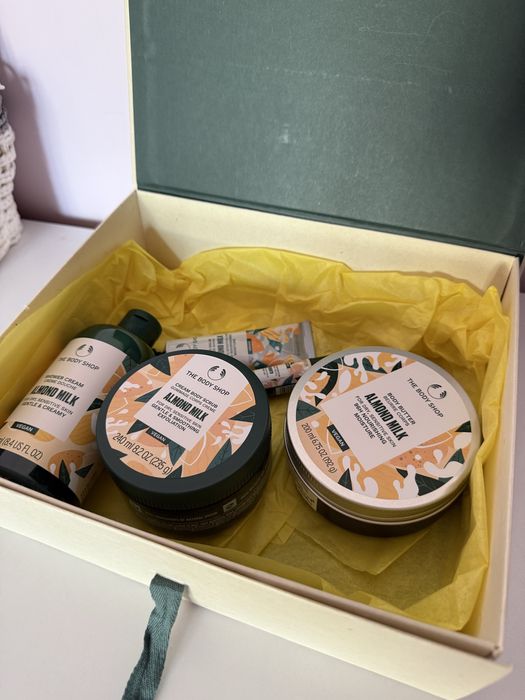 Комплект за тяло The body shop