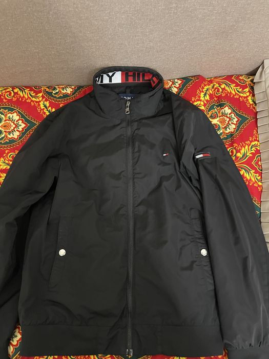 Tommy Hilfiger ветровка