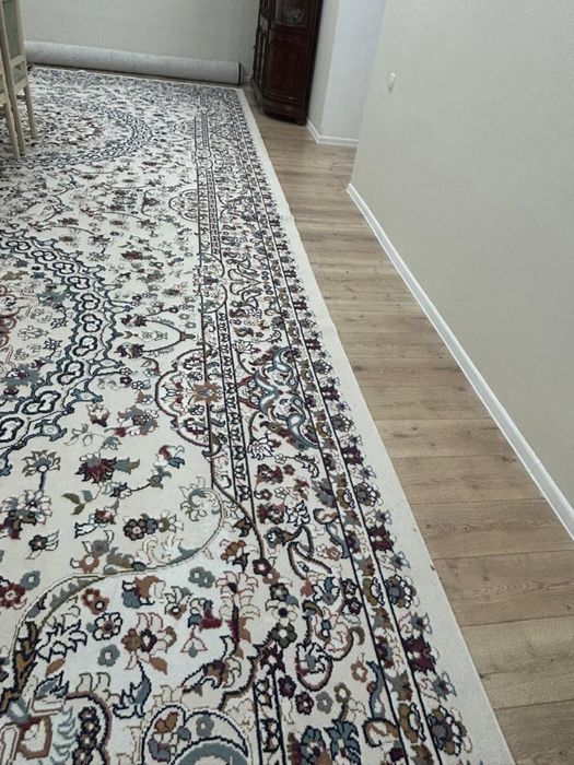 Продам большой роскошный ковёр — состояние идеальное!