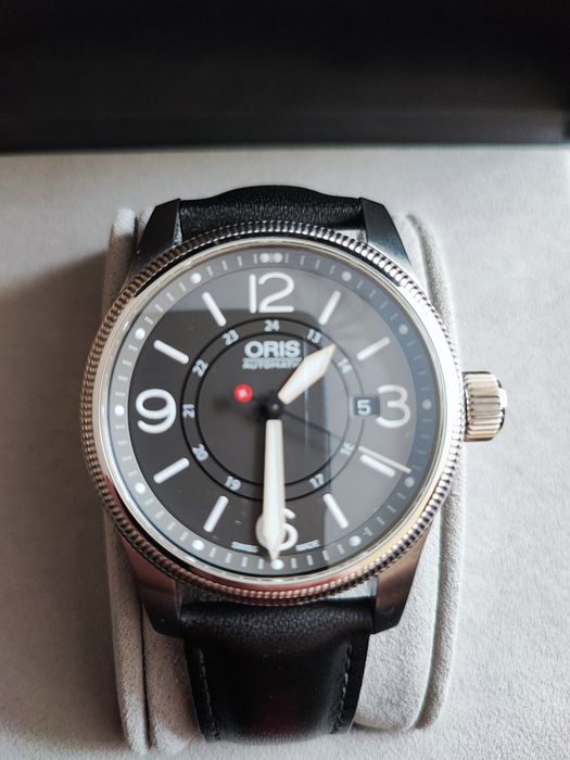 Часовник ORIS , автоматичен, 72 часа power reserve