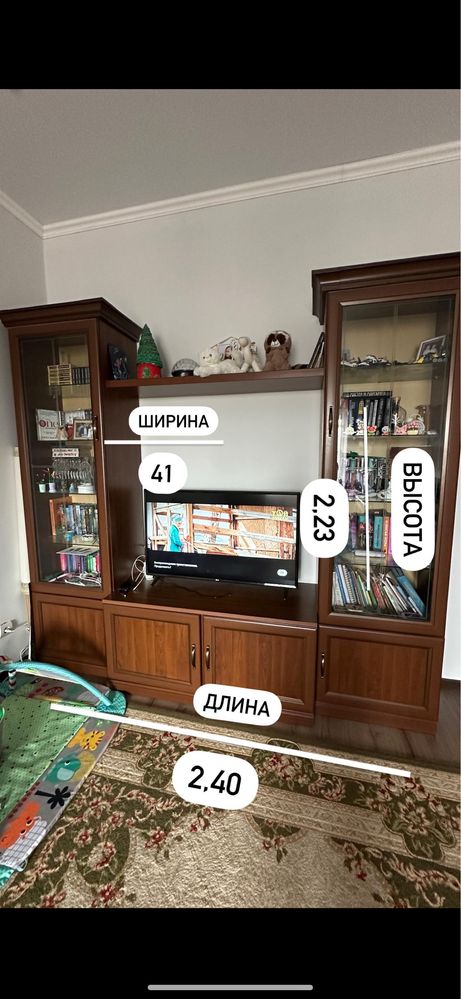 Стол и стеллаж дерево