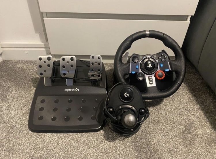 Logitech-G29 PS4