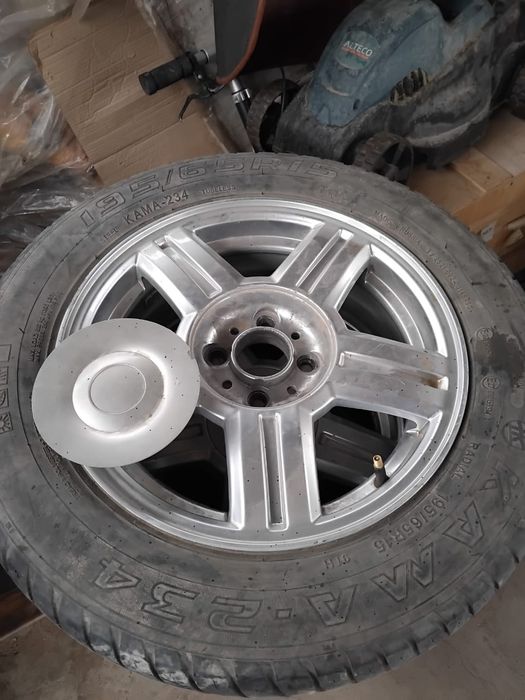 Шины с титановыми дисками