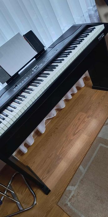 Piano Digital FURSTEIN